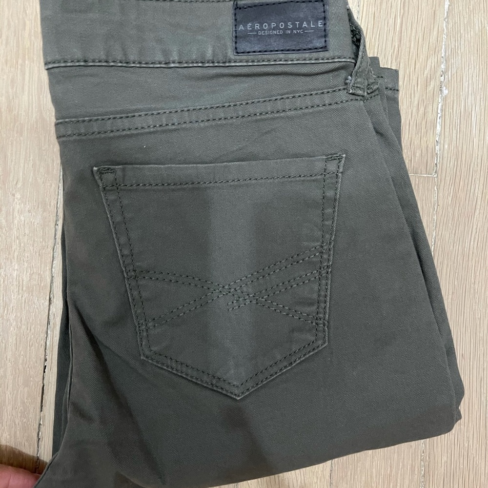 AEROPOSTALE pants brand new